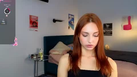 Snapshot of krisss__kisss chatting on July 14, 2026, 5:18 pm Kriss online show from July 14, 2026, 5:18 pm