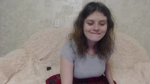 krissvoss online show from December 17, 2024, 7:48 pm