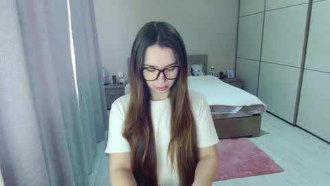 twitter    Annemarye 23 online show from March 4, 2026, 7:14 am