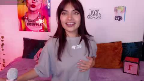 Snapshot of kristel_sweet chatting on June 8, 2026, 1:11 pm ReadMyBio online show from June 8, 2026, 1:11 pm