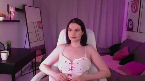 Snapshot of kristen_belll chatting on March 30, 2026, 1:06 am Sophia online show from March 30, 2026, 1:06 am