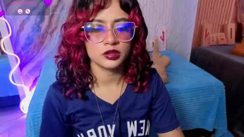 Snapshot of kristen_tay chatting on May 6, 2026, 2:51 am kristen_tay online show from May 6, 2026, 2:51 am