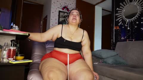 Snapshot of kristenhill1 chatting on January 28, 2025, 9:40 pm Kristen online show from January 28, 2025, 9:40 pm