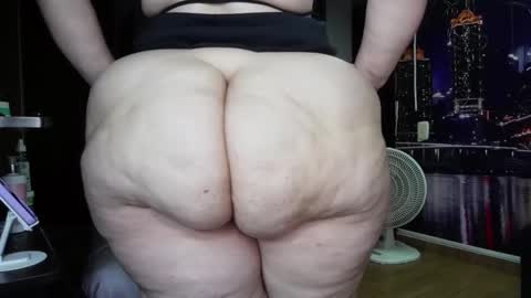 Snapshot of kristenhill1 chatting on September 13, 2025, 2:55 am Kristen online show from September 13, 2025, 2:55 am