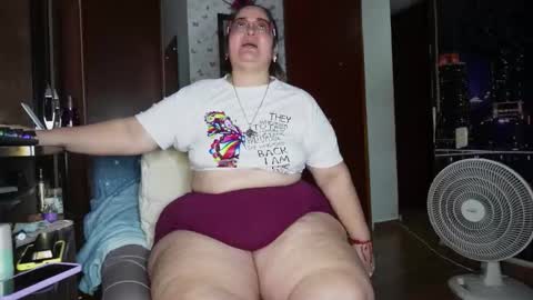 Snapshot of kristenhill1 chatting on November 7, 2025, 4:23 am Kristen online show from November 7, 2025, 4:23 am