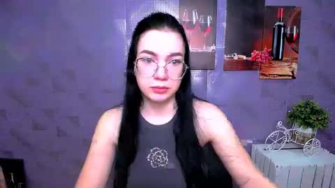 Kristen online show from December 1, 2025, 9:36 am