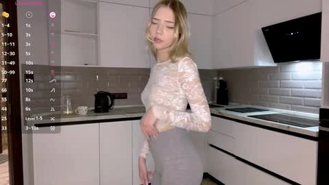 Alisa online show from March 26, 2026, 4:12 pm