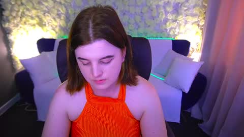 kristifoxy online show from May 15, 2026, 1:51 pm