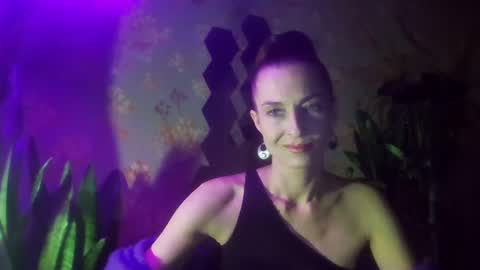 Snapshot of kristinagold44 chatting on December 5, 2024, 7:17 pm Kristina online show from December 5, 2024, 7:17 pm