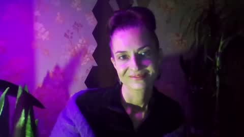 Snapshot of kristinagold44 chatting on January 9, 2025, 9:16 pm Kristina online show from January 9, 2025, 9:16 pm