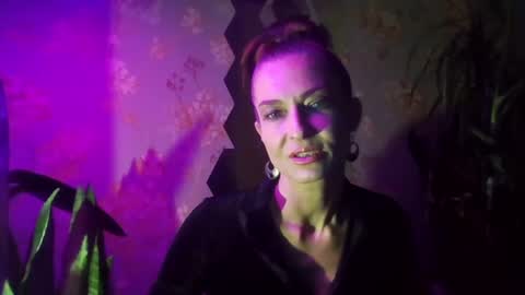 Snapshot of kristinagold44 chatting on January 14, 2025, 1:17 pm Kristina online show from January 14, 2025, 1:17 pm