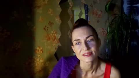 Snapshot of kristinagold44 chatting on February 14, 2025, 1:51 pm Kristina online show from February 14, 2025, 1:51 pm