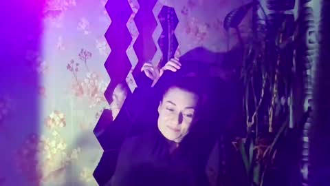 Snapshot of kristinagold44 chatting on February 15, 2025, 10:42 pm Kristina online show from February 15, 2025, 10:42 pm