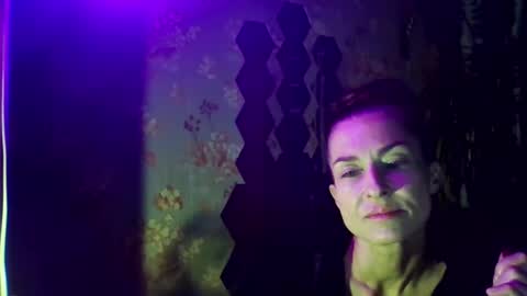 Snapshot of kristinagold44 chatting on February 19, 2025, 9:36 pm Kristina online show from February 19, 2025, 9:36 pm