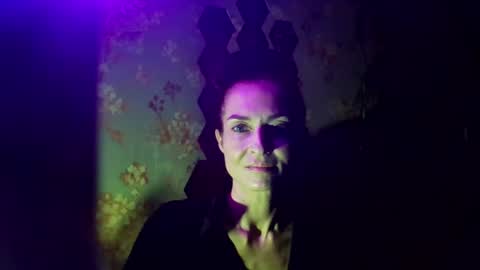 Snapshot of kristinagold44 chatting on February 24, 2025, 9:20 pm Kristina online show from February 24, 2025, 9:20 pm