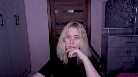 Kristy online show from March 15, 2026, 9:10 pm