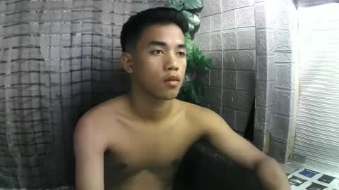 Snapshot of kritthanarkorn chatting on November 8, 2025, 10:04 am kritthanarkorn online show from November 8, 2025, 10:04 am