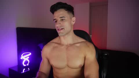 Snapshot of krops_ chatting on February 10, 2026, 6:50 am KROPS online show from February 10, 2026, 6:50 am