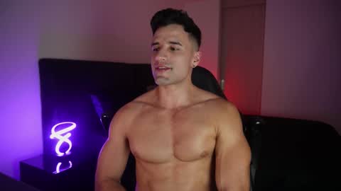 Snapshot of krops_ chatting on February 13, 2026, 6:09 am KROPS online show from February 13, 2026, 6:09 am