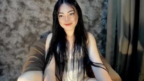 Snapshot of krystal_angel chatting on February 10, 2025, 12:41 am krystal_angel online show from February 10, 2025, 12:41 am