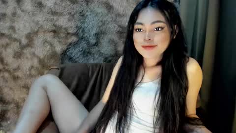 Snapshot of krystal_angel chatting on February 11, 2025, 4:11 am krystal_angel online show from February 11, 2025, 4:11 am