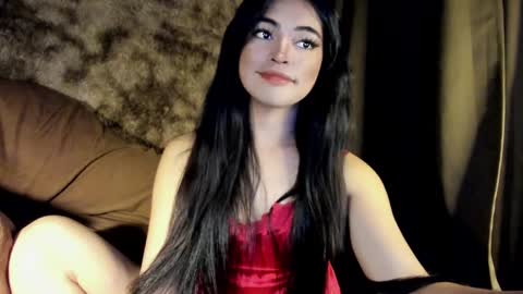 Snapshot of krystal_angel chatting on February 25, 2025, 4:03 am krystal_angel online show from February 25, 2025, 4:03 am