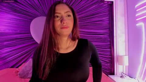 krystalswift_ online show from February 2, 2026, 3:05 am