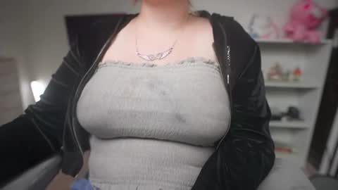 Krystal Syx online show from September 30, 2025, 10:37 pm