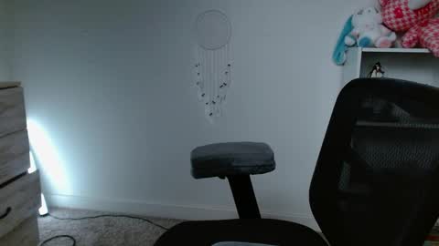 Krystal Syx online show from May 29, 2026, 1:42 pm