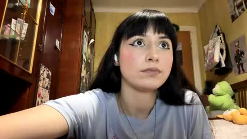 Mira online show from April 15, 2026, 8:53 pm