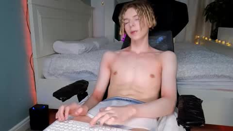 Kudi online show from March 15, 2026, 7:53 pm