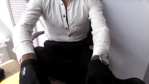 kunal7034 online show from May 2, 2026, 4:23 pm