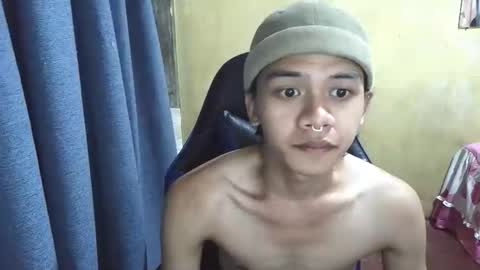 Snapshot of kurtxxx07 chatting on April 21, 2026, 7:14 am kurtxxx07 online show from April 21, 2026, 7:14 am