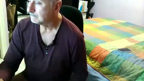 kustobcn online show from January 3, 2025, 12:33 am