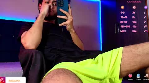 kuzzcoo online show from November 28, 2025, 1:58 pm