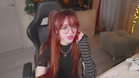 Kveilynn online show from March 4, 2026, 7:53 pm