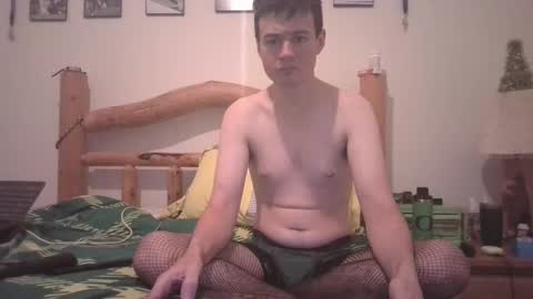 Snapshot of kwahrens22 chatting on September 17, 2025, 1:51 am Kenji online show from September 17, 2025, 1:51 am