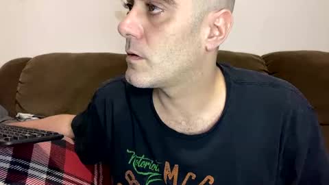 Snapshot of kyle67527 chatting on December 27, 2024, 1:00 am kyle67527 online show from December 27, 2024, 1:00 am