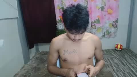 Snapshot of kyle_lourence chatting on June 5, 2026, 2:40 am kyle_lourence online show from June 5, 2026, 2:40 am