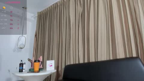 KyleDoom online show from December 17, 2025, 12:11 pm