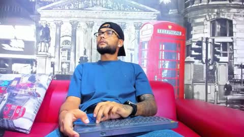 ---kylee--- online show from March 22, 2026, 9:40 pm