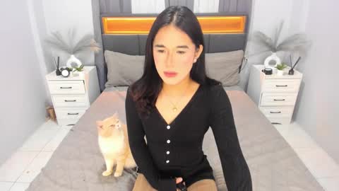 kylie_cums online show from October 13, 2025, 2:44 am