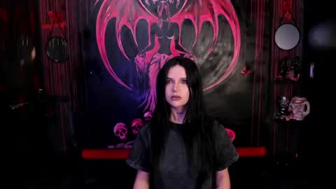 Snapshot of kylie_foxx1 chatting on June 26, 2026, 1:32 am submissive demon Please help me to reach 500 thumbs up online show from June 26, 2026, 1:32 am