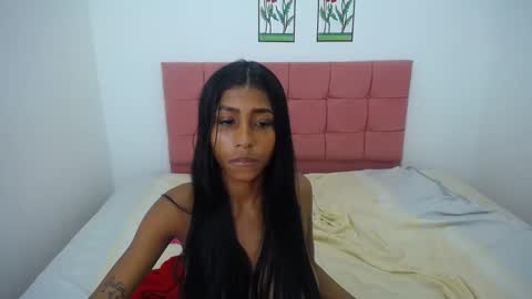 kylie_hot34 online show from December 28, 2024, 1:29 am