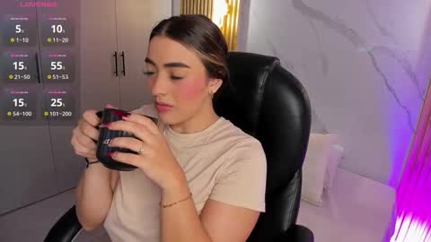  KYLIE  online show from October 11, 2025, 2:55 am