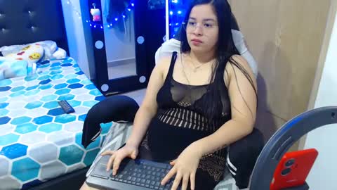 Instagram Kylie switch  followme  buy lovense here online show from December 14, 2024, 1:06 am