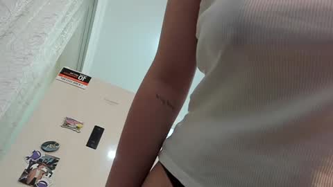 Snapshot of kylieblond chatting on December 7, 2024, 9:22 pm Din online show from December 7, 2024, 9:22 pm