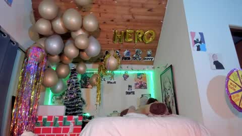 Snapshot of kyliekandy chatting on December 9, 2024, 1:07 am online show from December 9, 2024, 1:07 am