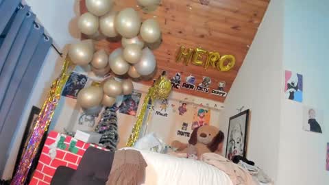 Snapshot of kyliekandy chatting on December 24, 2024, 11:00 pm online show from December 24, 2024, 11:00 pm