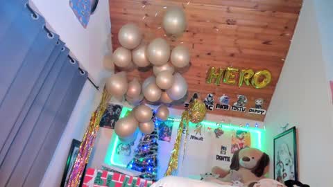 Snapshot of kyliekandy chatting on December 25, 2024, 2:03 am online show from December 25, 2024, 2:03 am